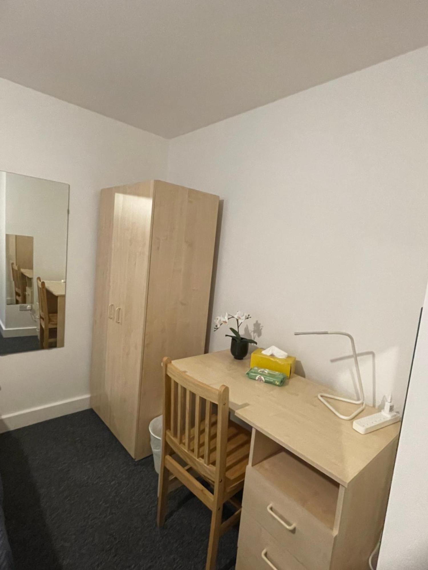 Lovely Triple And Quadruple Rooms In Euston & Square In Central Londres Extérieur photo