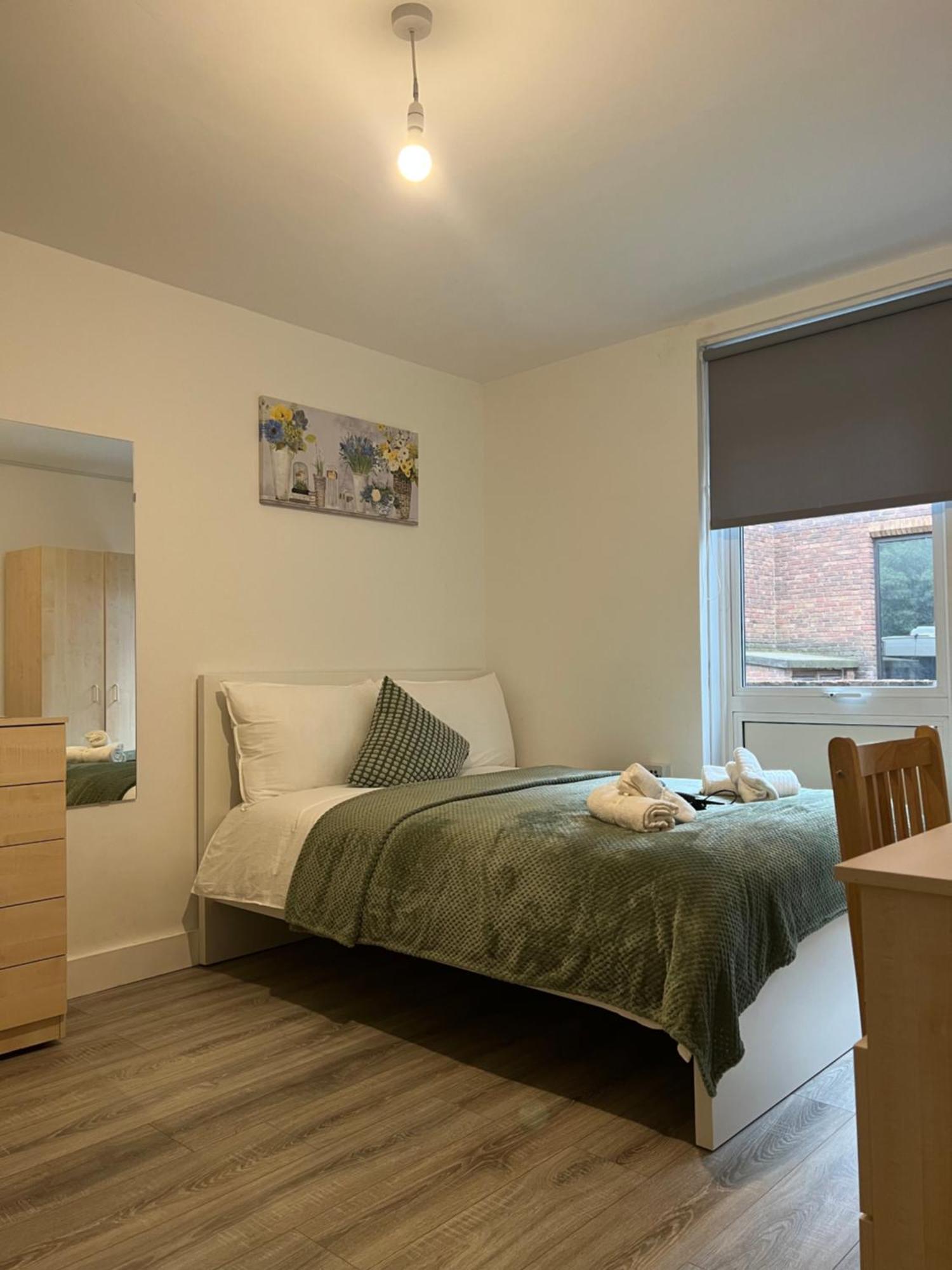 Lovely Triple And Quadruple Rooms In Euston & Square In Central Londres Extérieur photo
