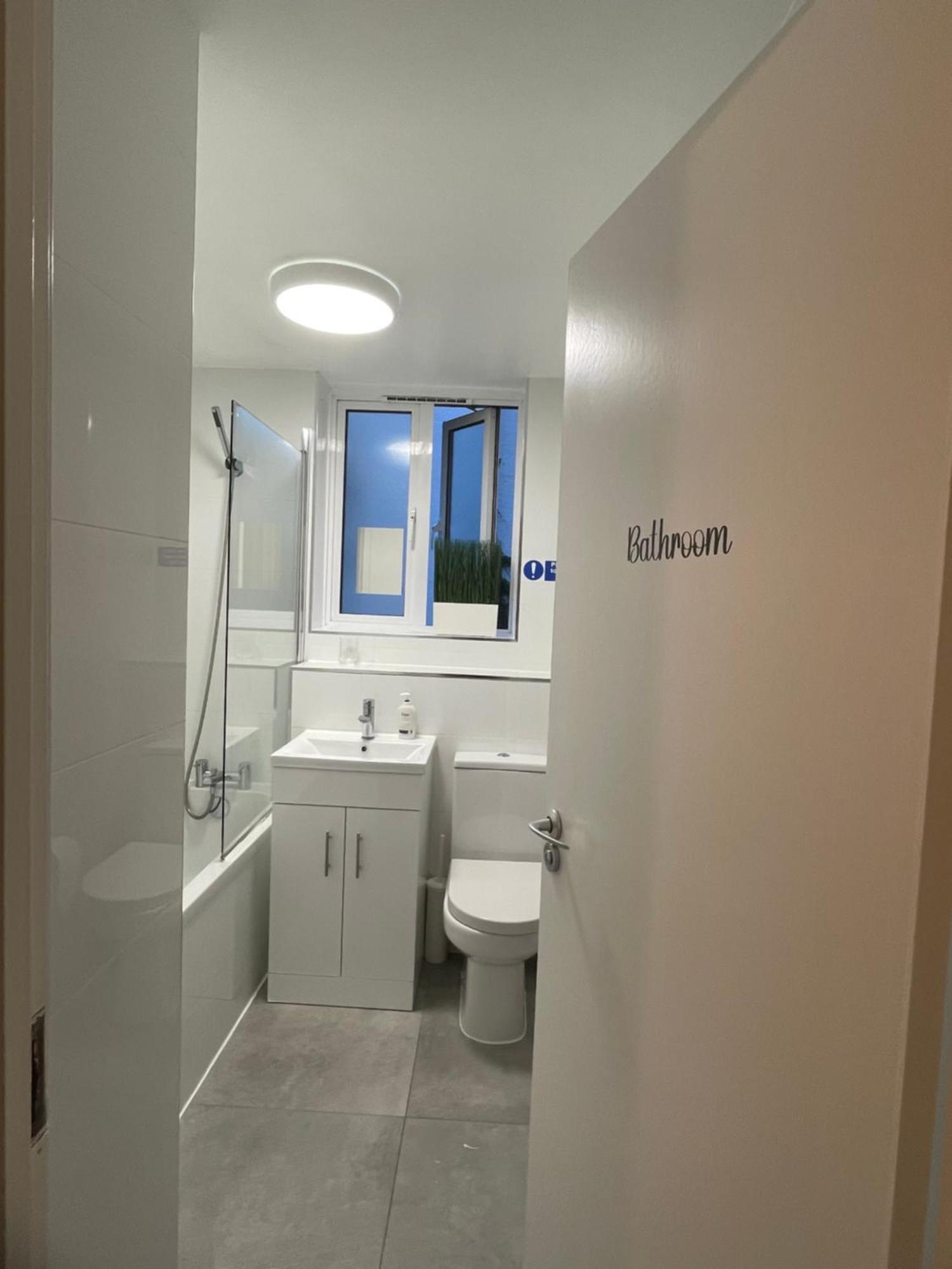 Lovely Triple And Quadruple Rooms In Euston & Square In Central Londres Extérieur photo